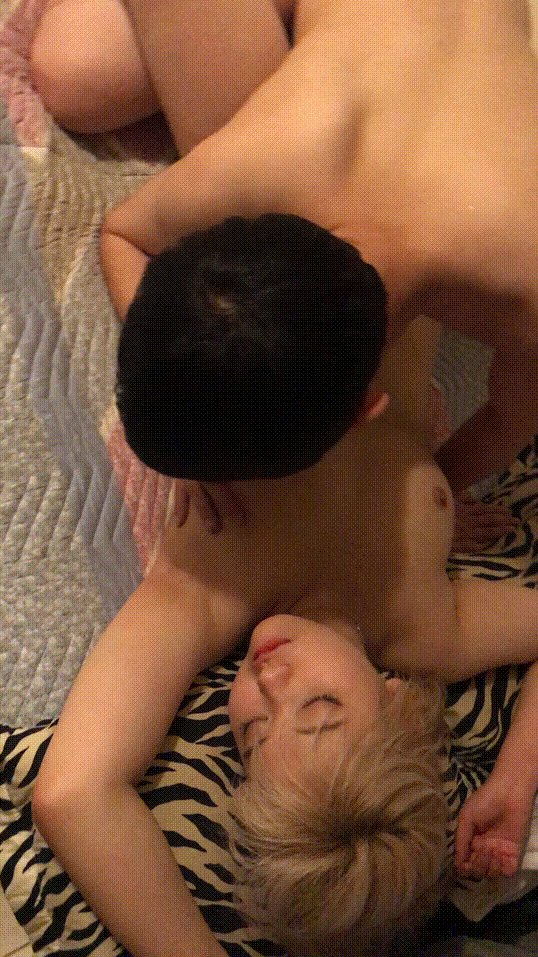 여자친구 꽐라 만들고 친구한테 주기 [풀팩] 무광고