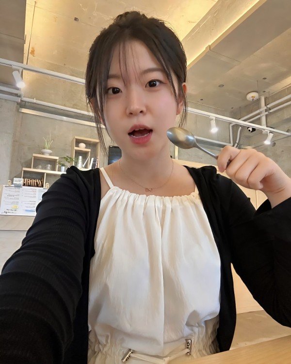 신작 ✨ 존예녀 조교 5V.6P [얼공]