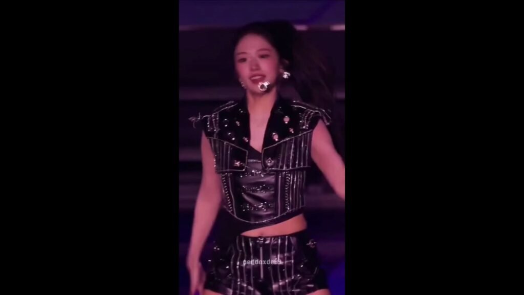 안유진 ✨ 【직캠】 누브라. 허벅지안쪽 노출 3V