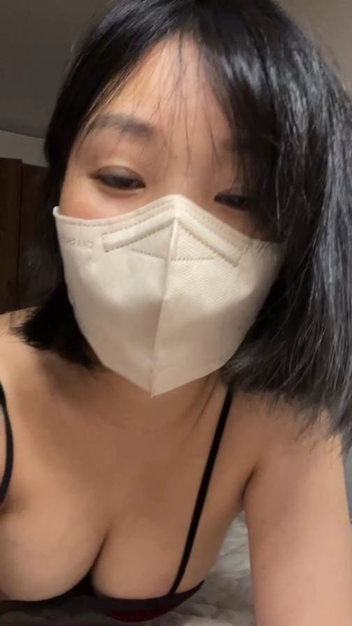 섹기넘치는 임신녀의 아름답고 탄탄한 몸매